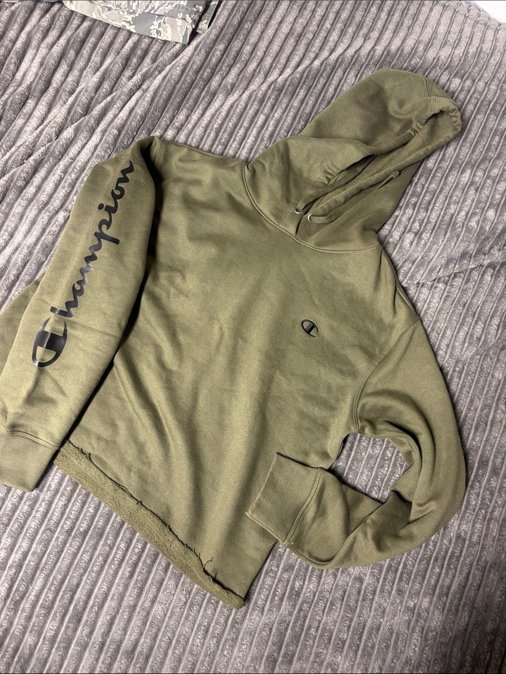 Women’s cropped hoodie